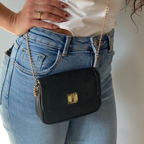 MCM black canvas Bag on chain - Picture 2 of 6
